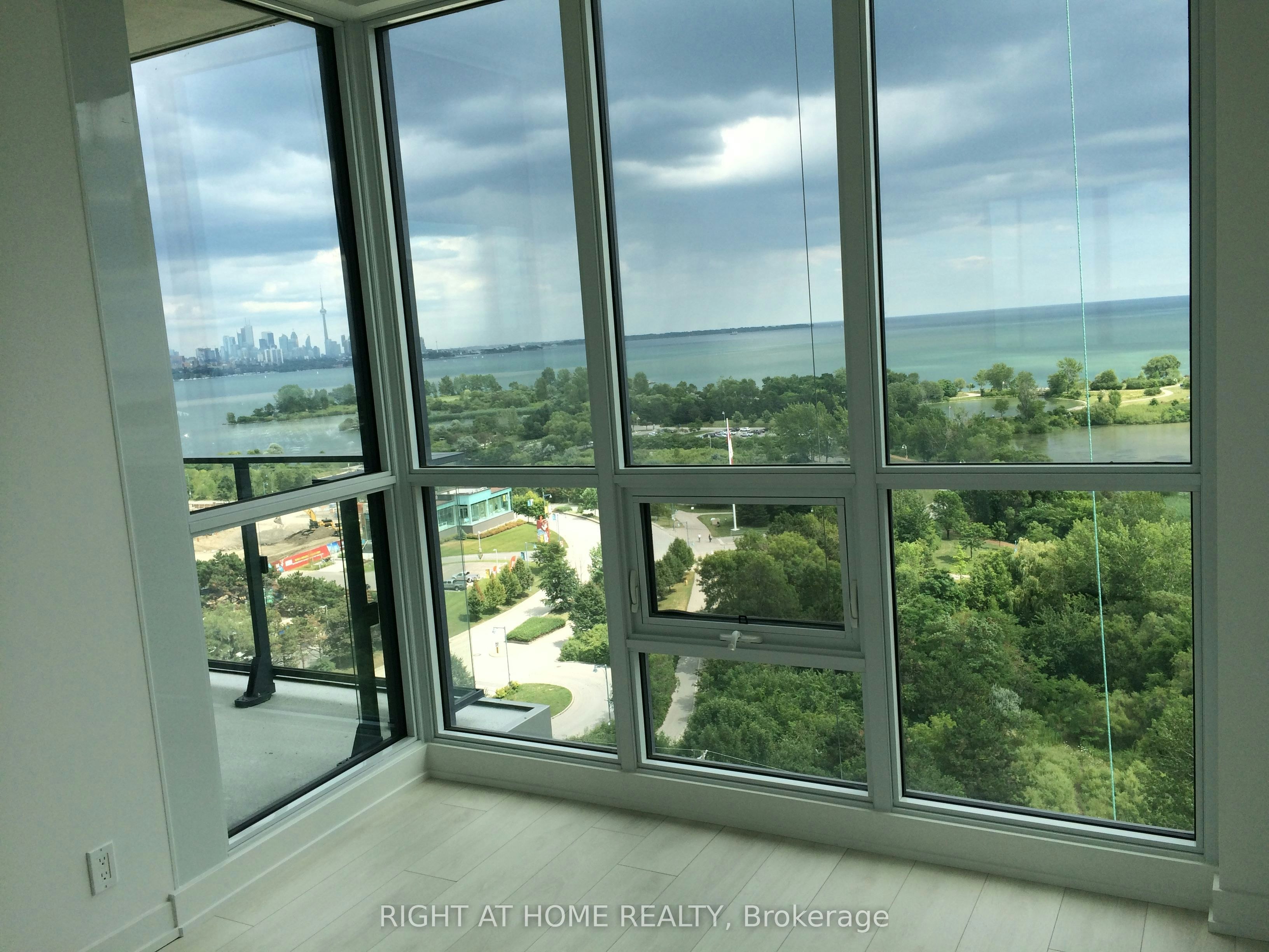 1801-2212 Lake Shore Boulevard W, Toronto, ON, M8V 0C2 - 11