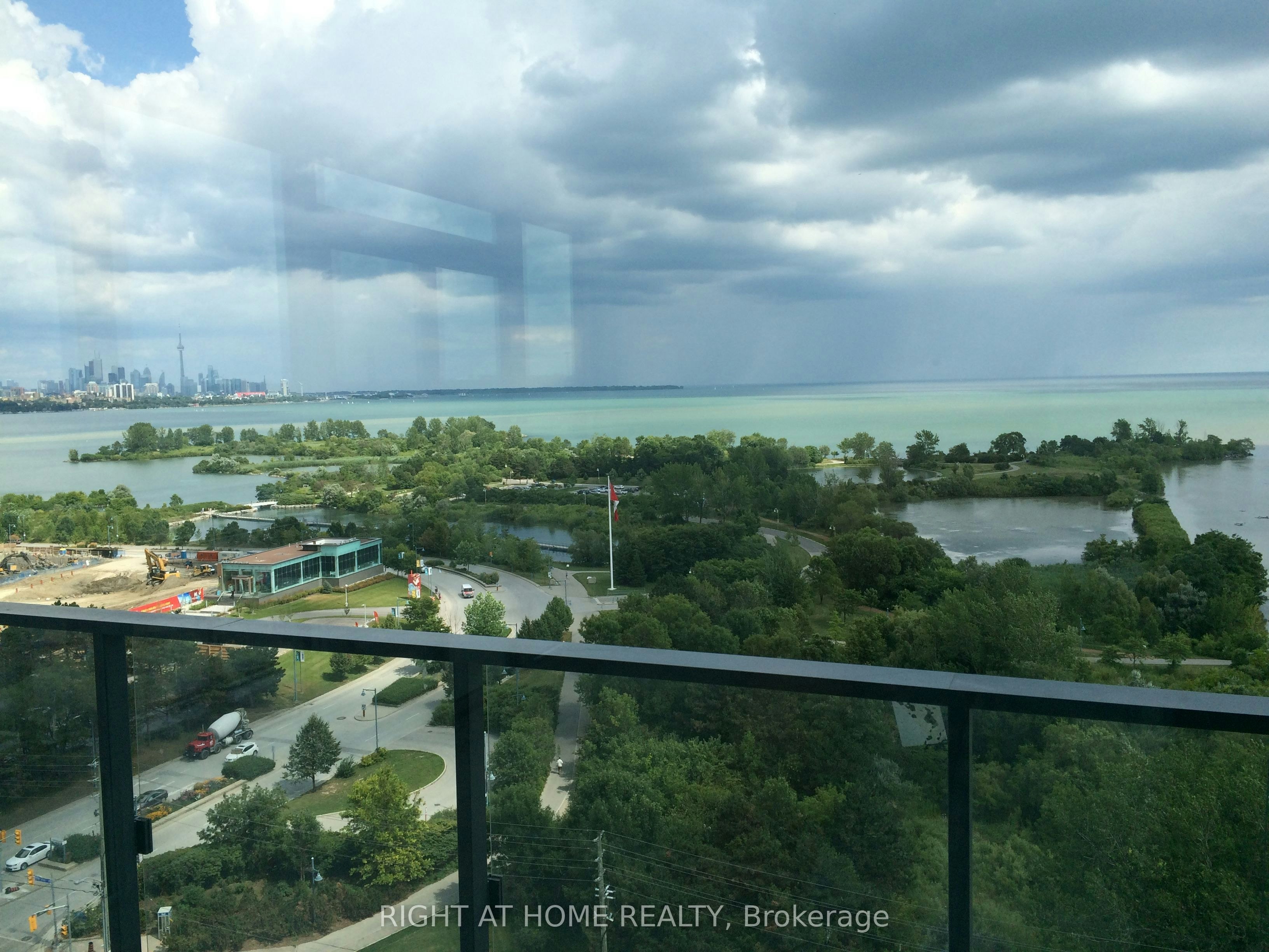 1801-2212 Lake Shore Boulevard W, Toronto, ON, M8V 0C2 - 5
