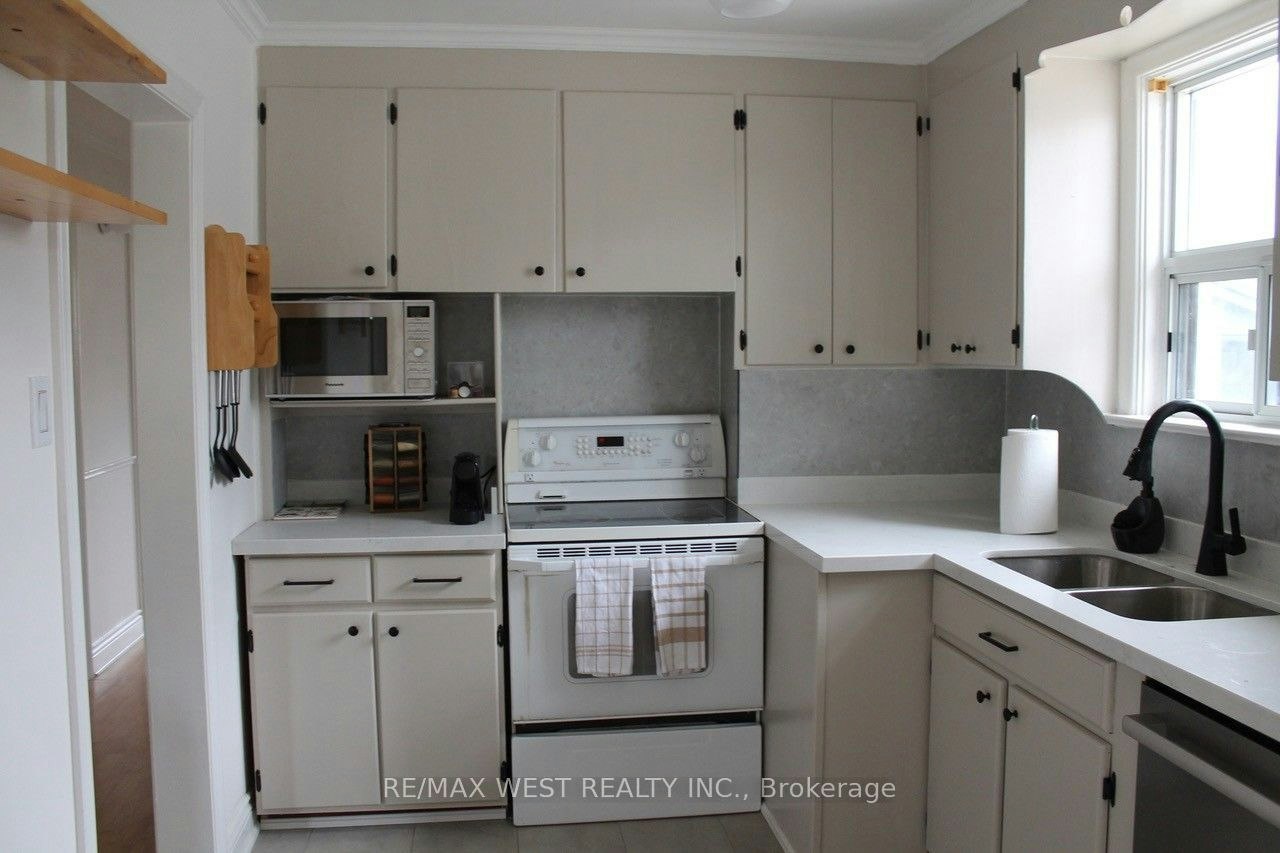 Main-14 Treeview Drive, Toronto, ON, N0B 2N0 - 5