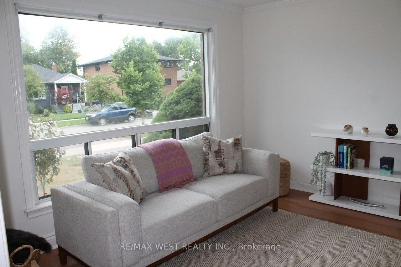 Main-14 Treeview Drive, Toronto, ON, N0B 2N0 - 2