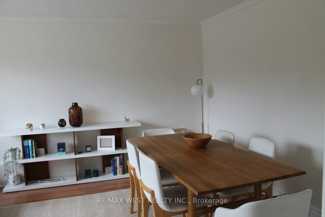 Main-14 Treeview Drive, Toronto, ON, N0B 2N0 - 4