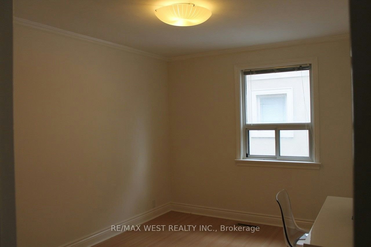 Main-14 Treeview Drive, Toronto, ON, N0B 2N0 - 11