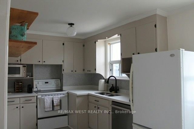 Main-14 Treeview Drive, Toronto, ON, N0B 2N0 - 7