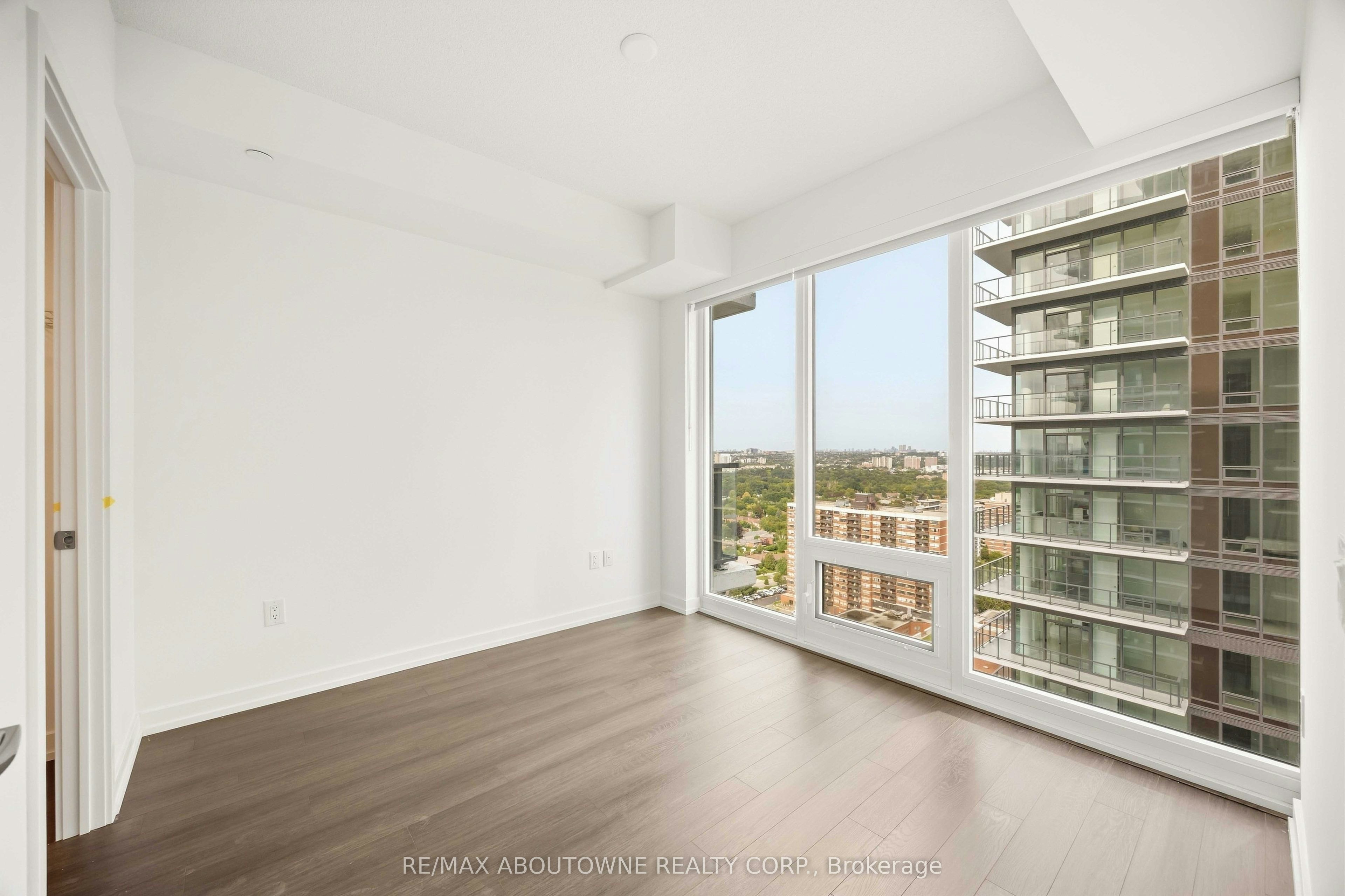 2105-4010 Eglinton Avenue W, Toronto, ON, M9A 0G5 - 19