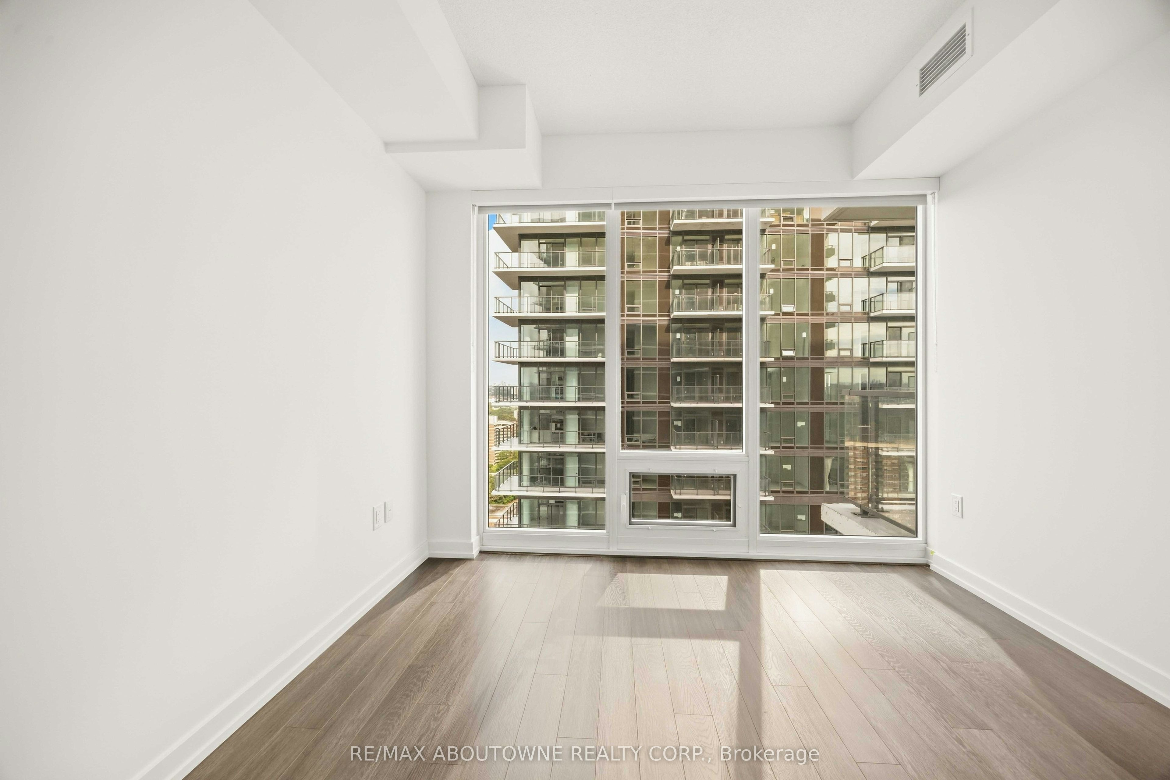 2105-4010 Eglinton Avenue W, Toronto, ON, M9A 0G5 - 20