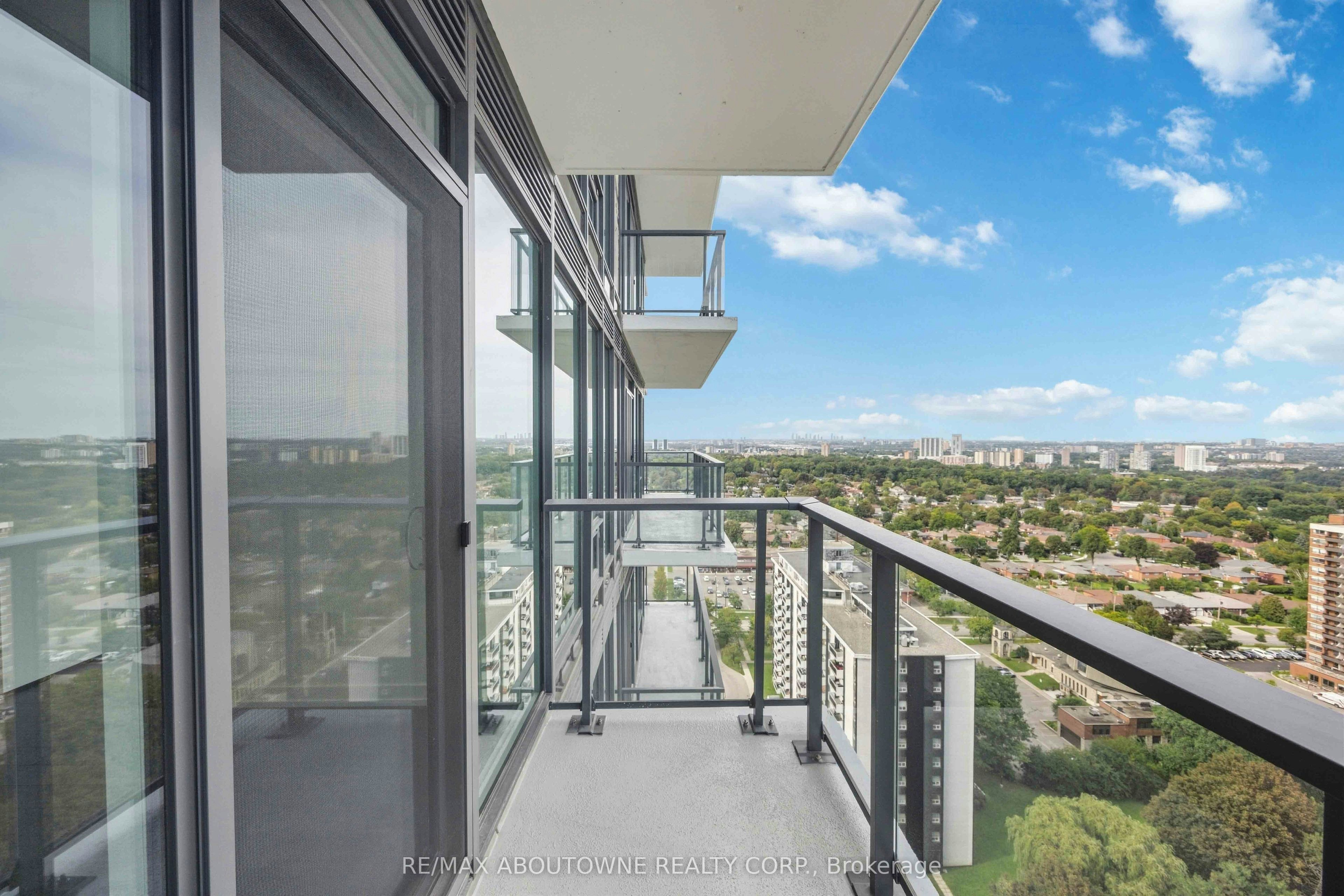 2105-4010 Eglinton Avenue W, Toronto, ON, M9A 0G5 - 26