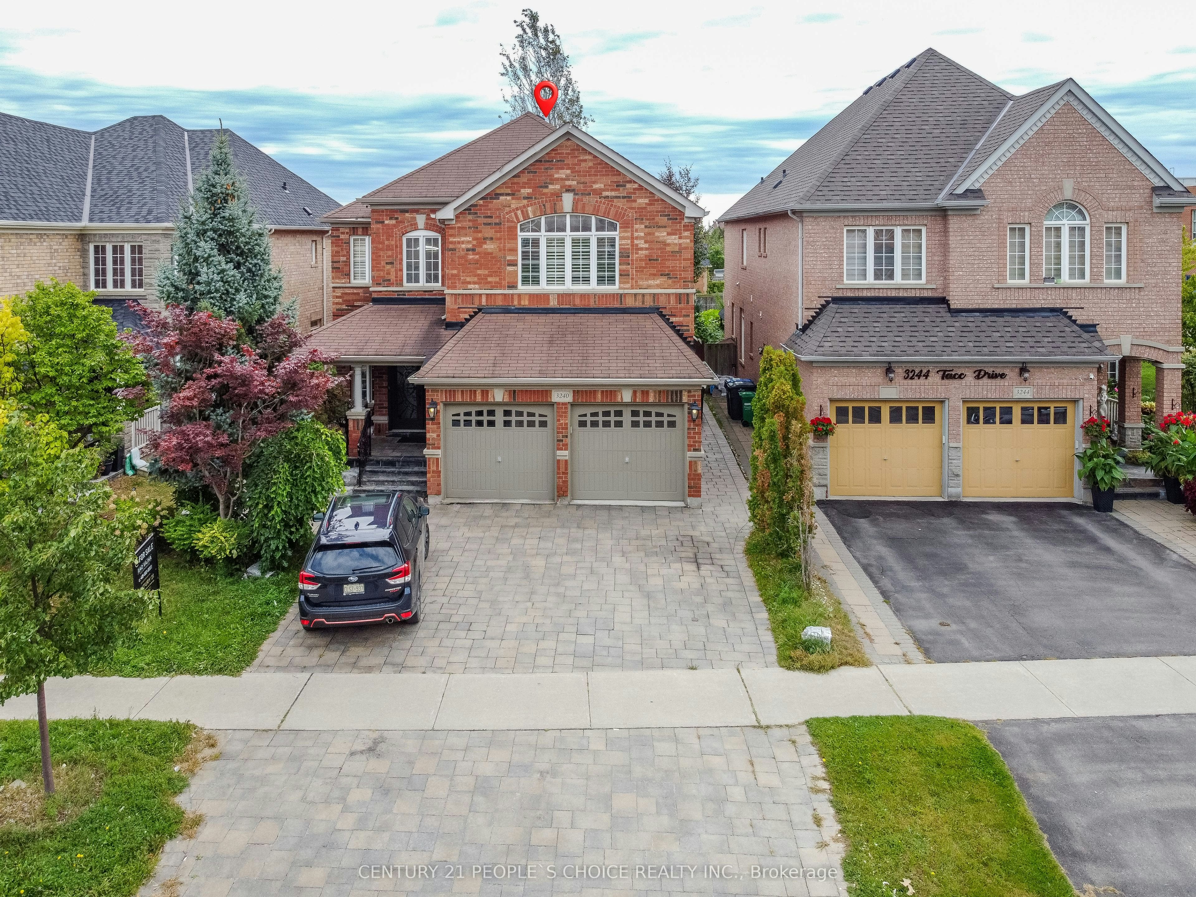 3240 Tacc Drive, Mississauga, ON, L5M 0H3