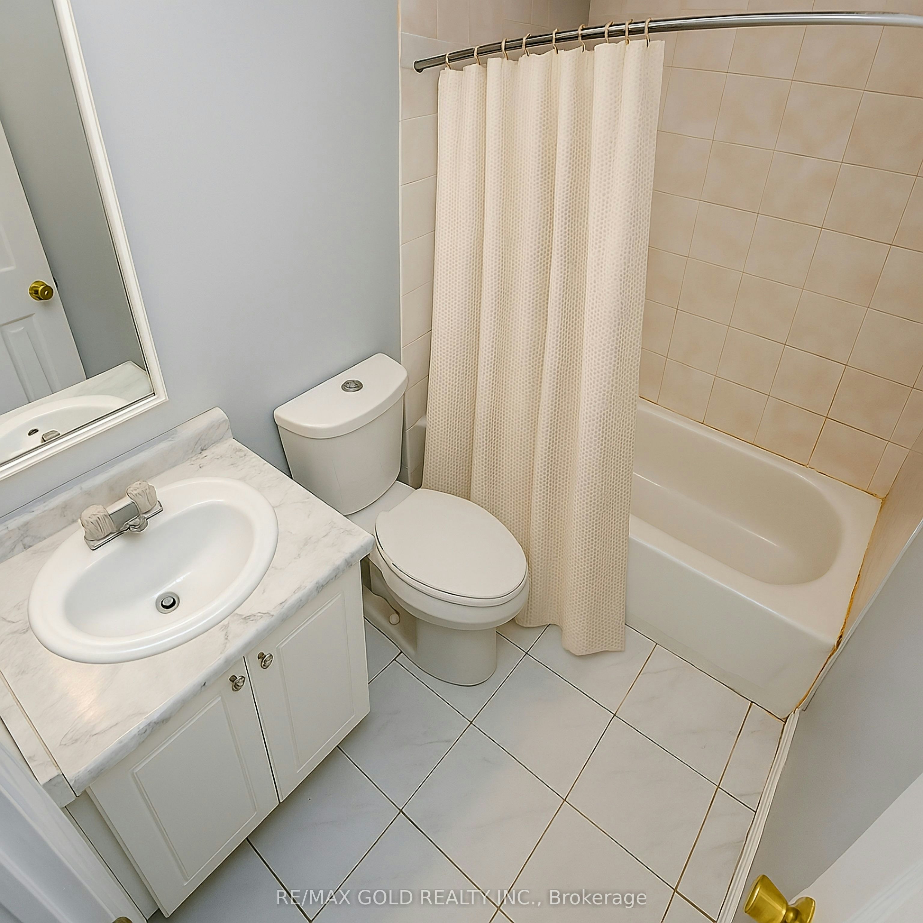 BSMT-79 Windmill Boulevard, Brampton, ON, L6Y 3T9 - 3