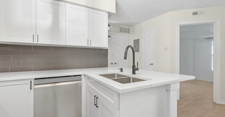 306-2055 Appleby Line, Burlington, ON, L7L 7H2 - 13