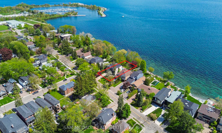 67 Lake Promenade N/A