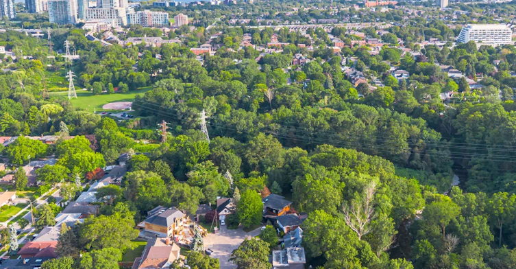 28 Beaucourt Road, Toronto, ON, M8Y 3G2 - 47