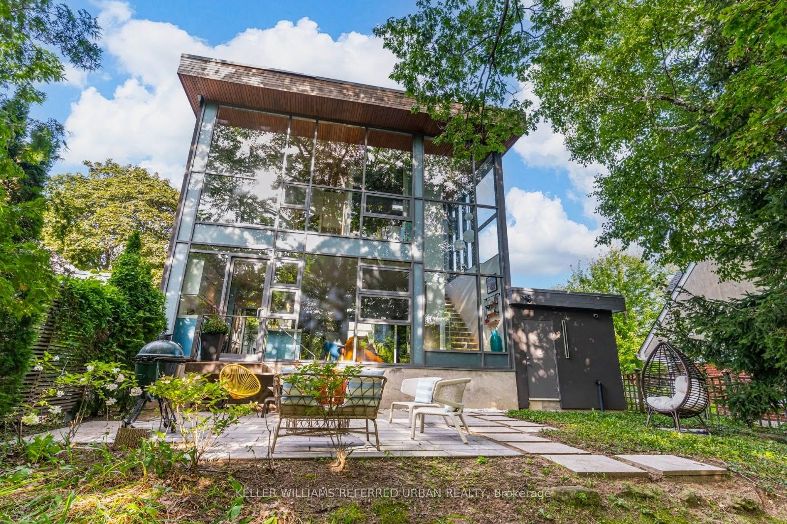 28 Beaucourt Road, Toronto, ON, M8Y 3G2 - 44