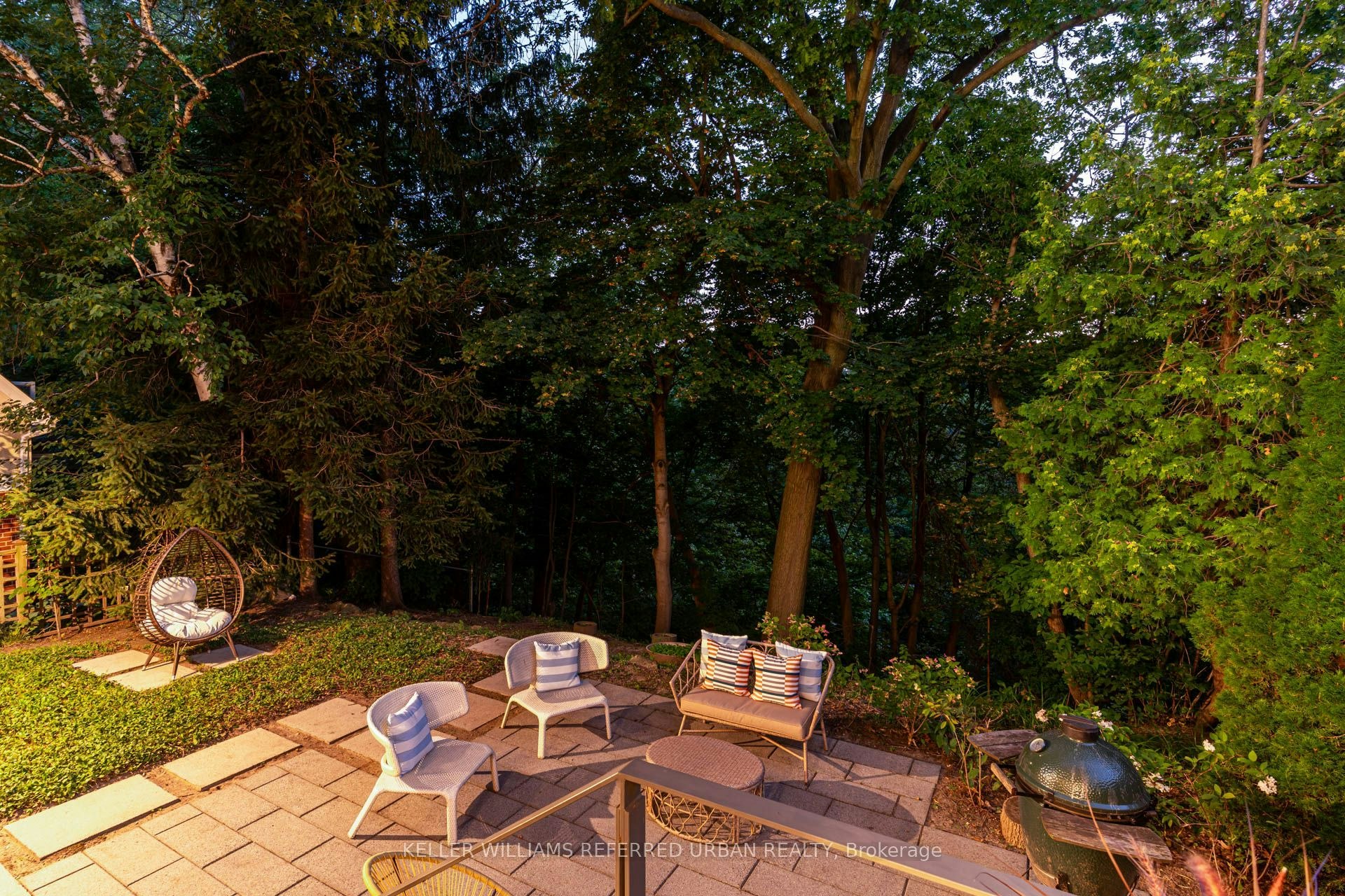 28 Beaucourt Road, Toronto, ON, M8Y 3G2 - 41