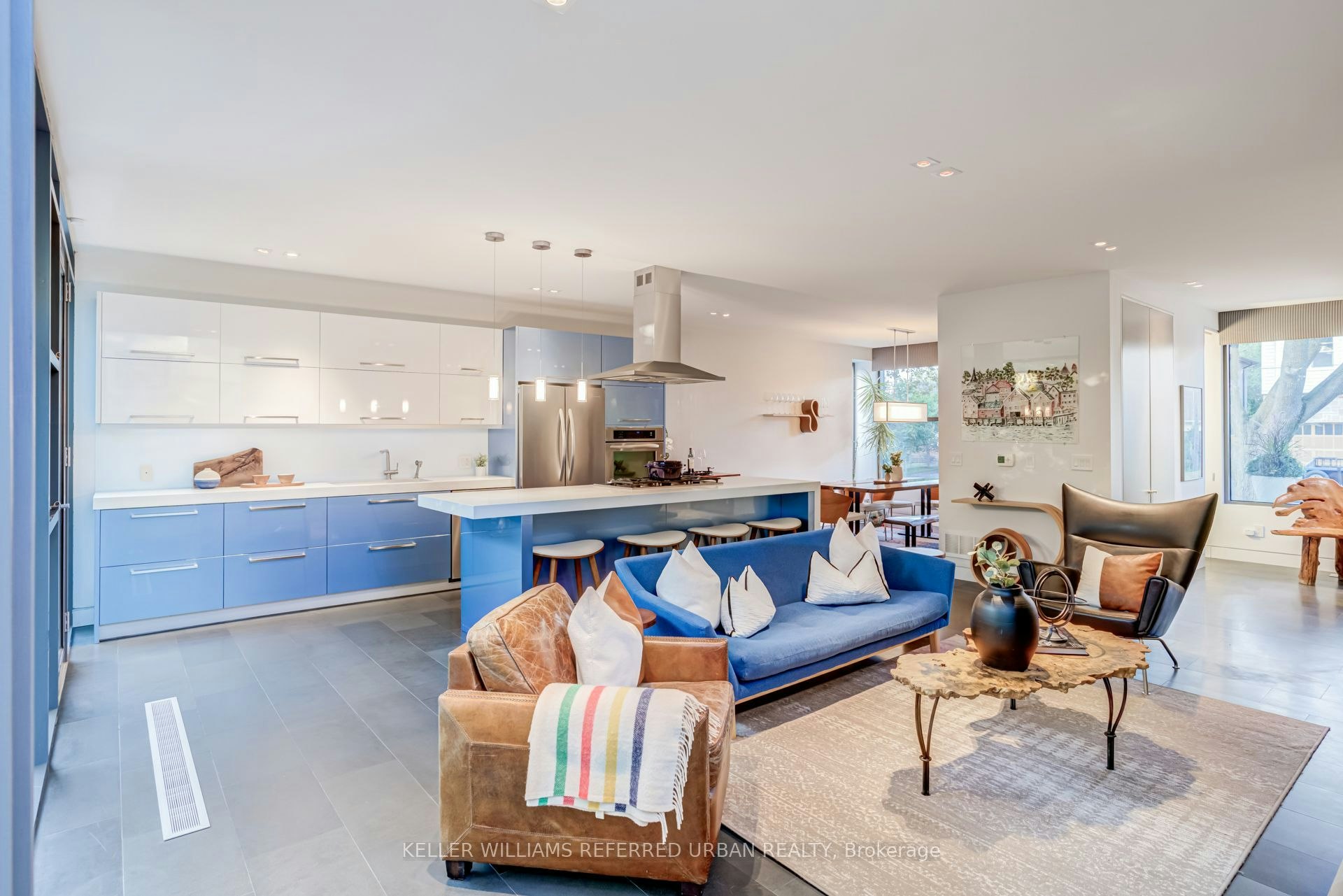 28 Beaucourt Road, Toronto, ON, M8Y 3G2 - 7