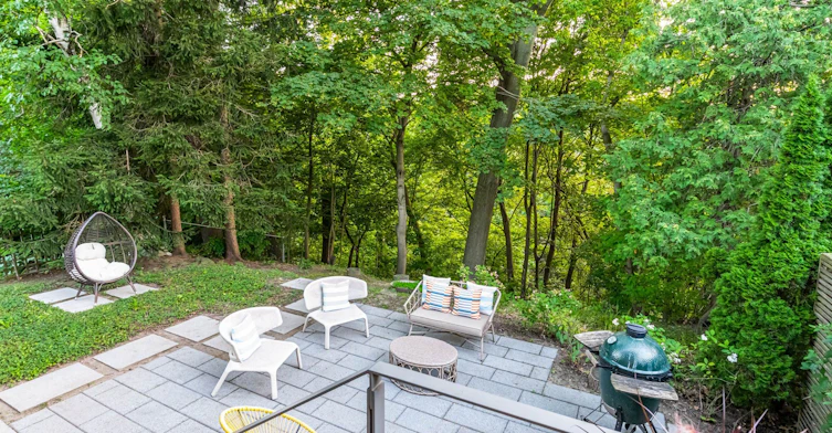 28 Beaucourt Road, Toronto, ON, M8Y 3G2 - 36