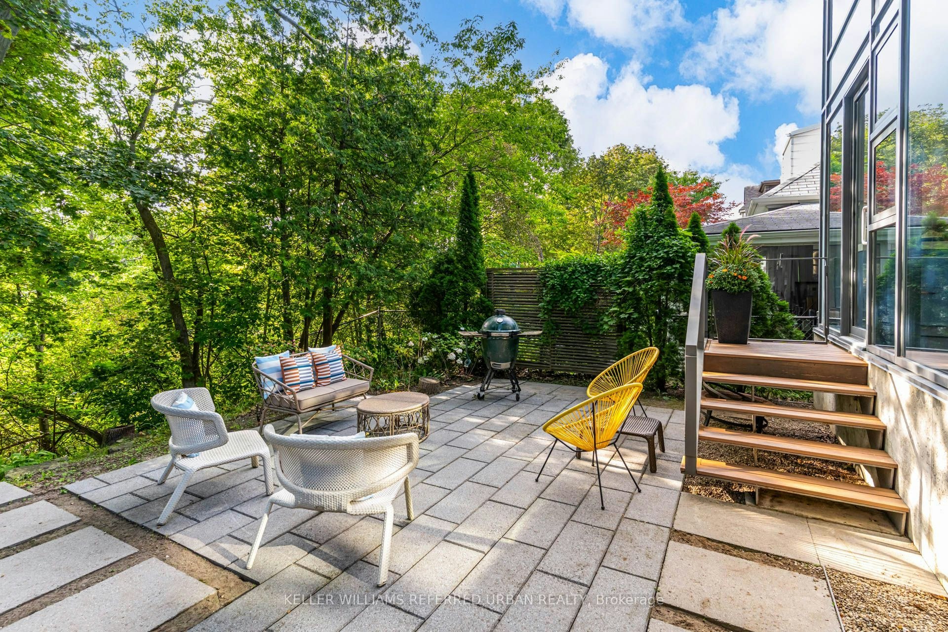 28 Beaucourt Road, Toronto, ON, M8Y 3G2 - 38