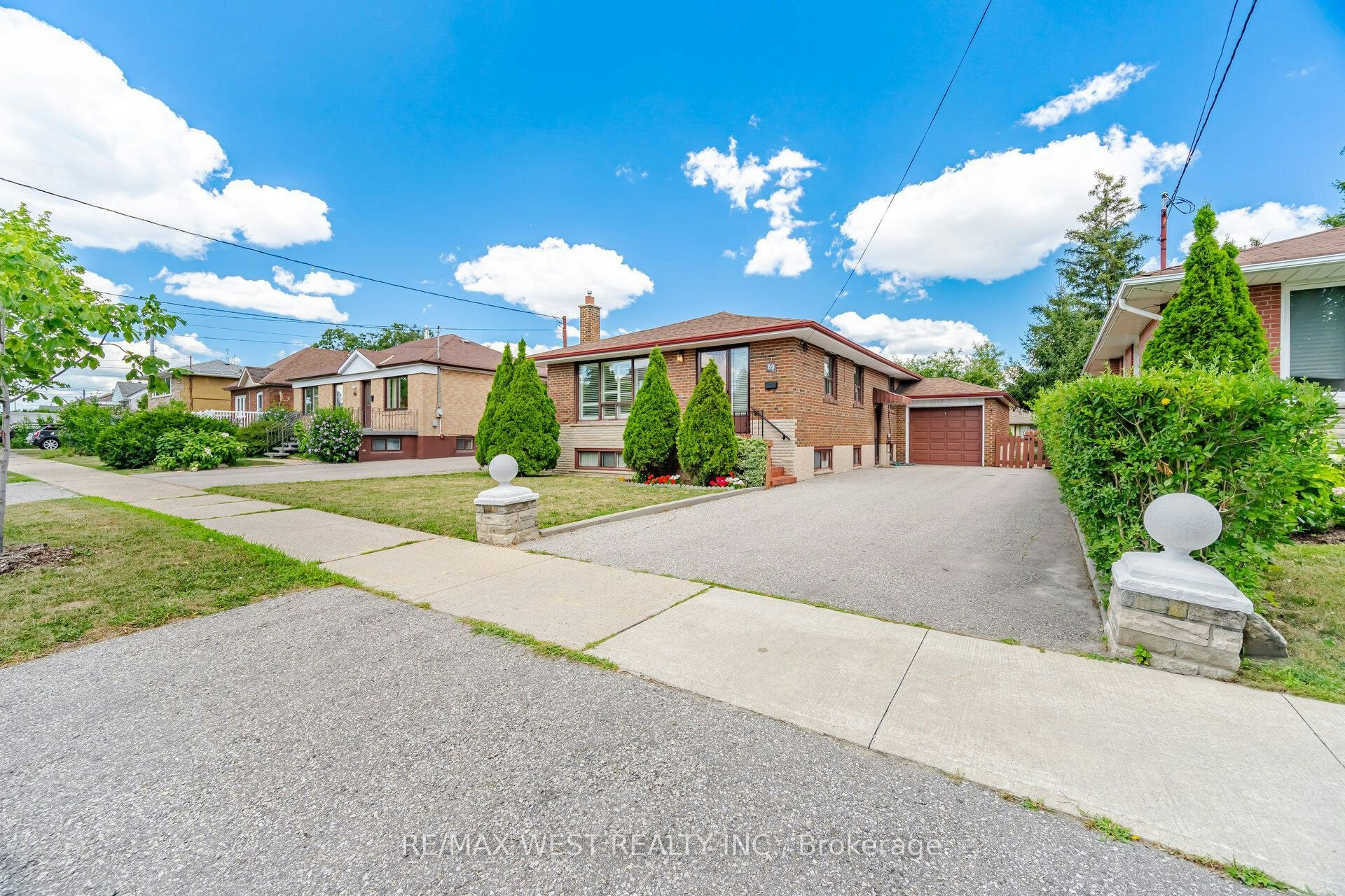 89 Wendell Avenue, Toronto, ON, M9N 3K8