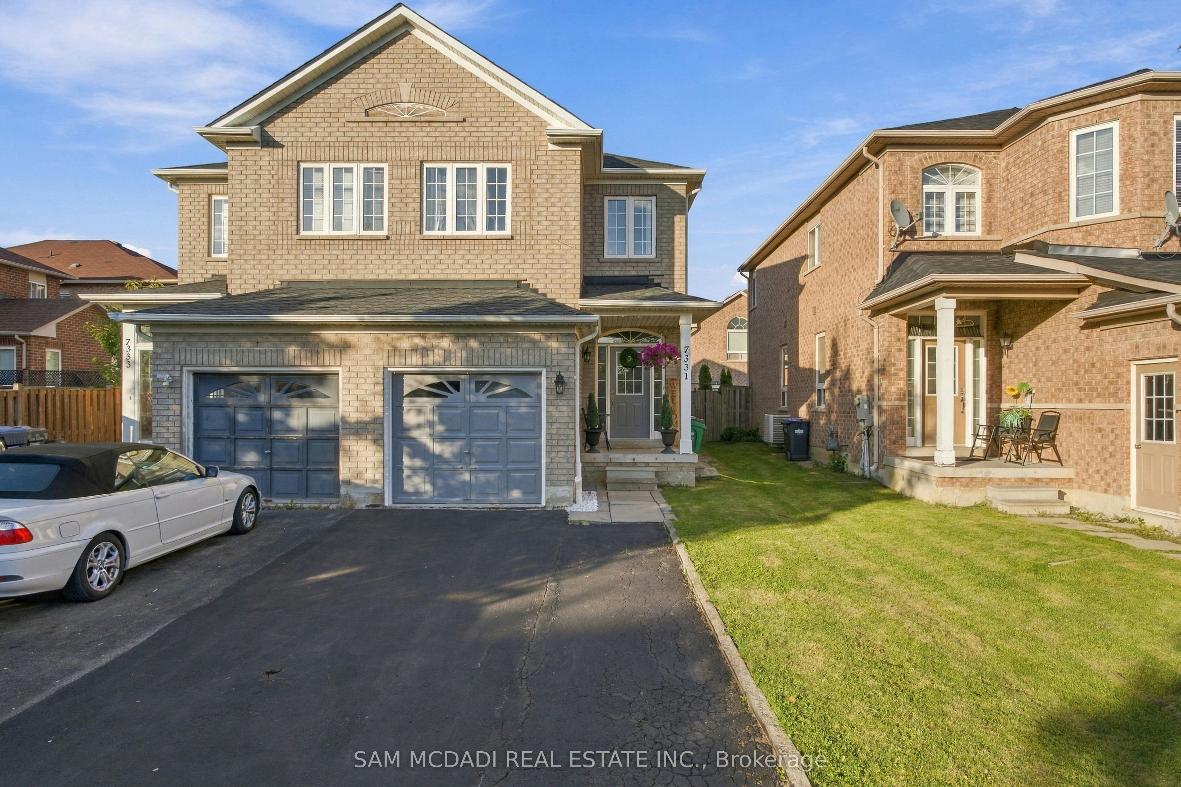7331 Cork Tree Row, Mississauga, ON, L5N 8N9