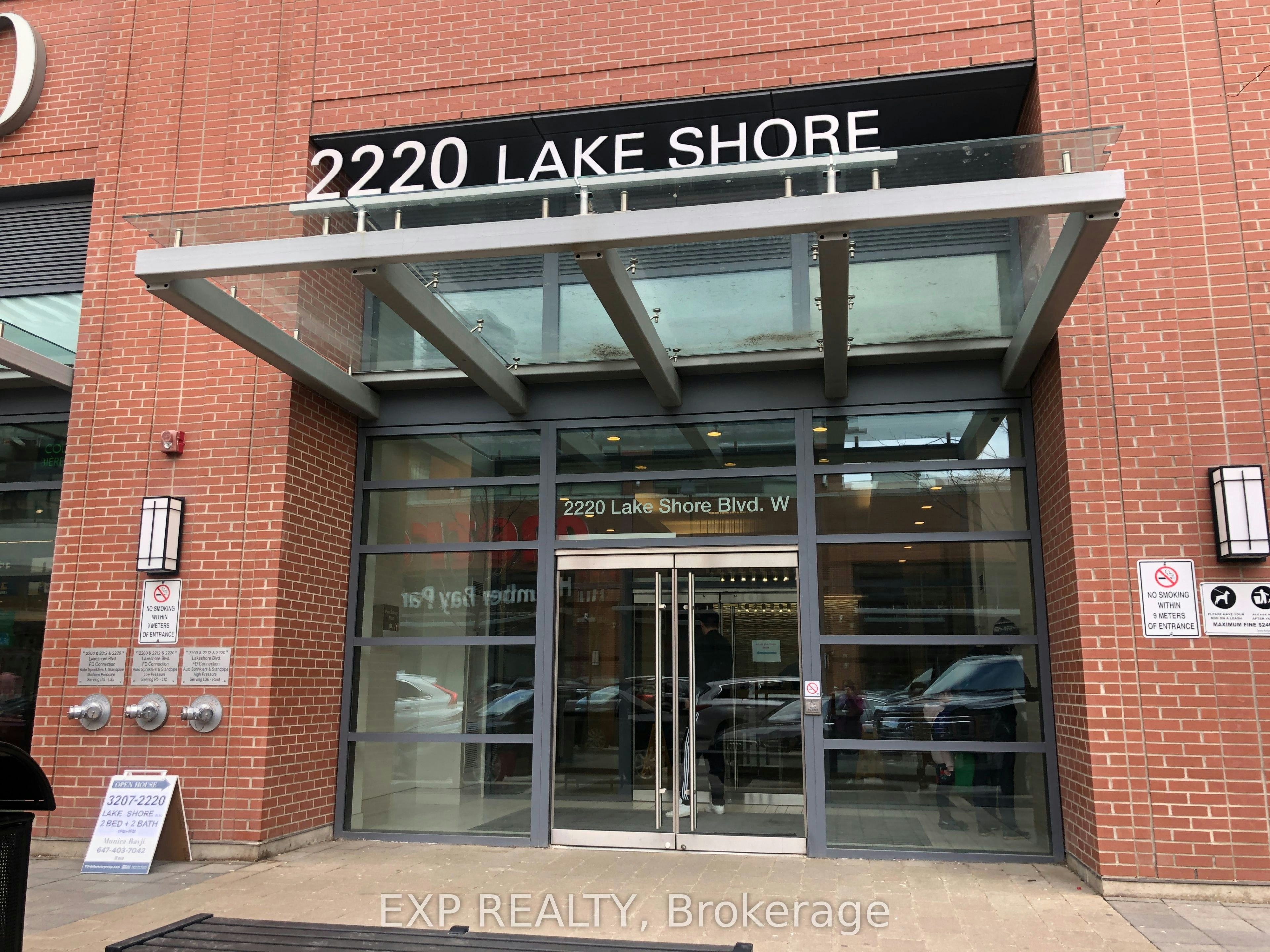 311-2220 Lake Shore Boulevard W, Toronto, ON, M8Y 3H8 - 2