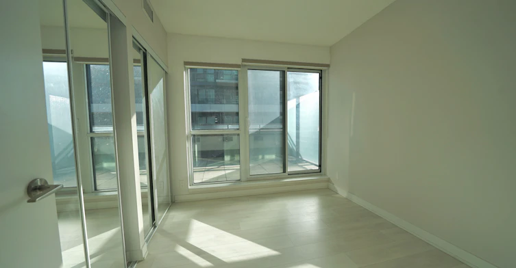 311-2220 Lake Shore Boulevard W, Toronto, ON, M8Y 3H8 - 8