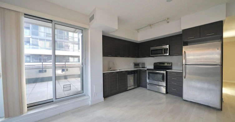 311-2220 Lake Shore Boulevard W, Toronto, ON, M8Y 3H8 - 5