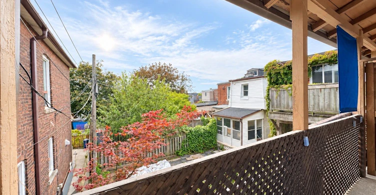 128 Laughton Avenue, Toronto, ON, M6N 2X3 - 11