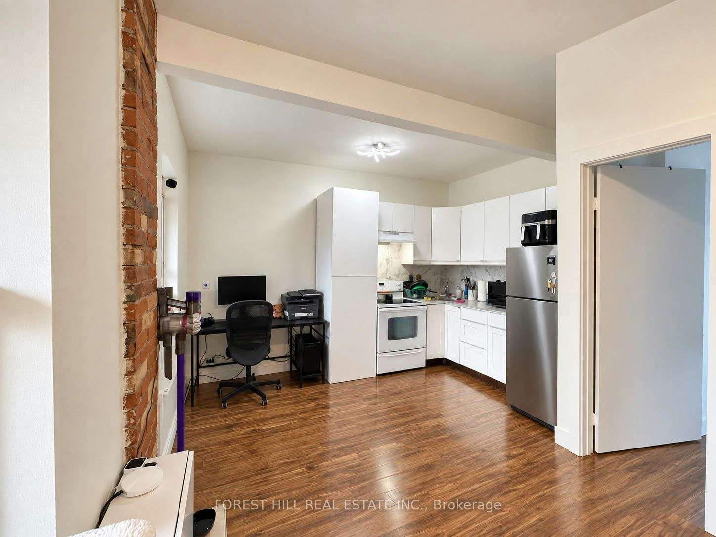 128 Laughton Avenue, Toronto, ON, M6N 2X3 - 3