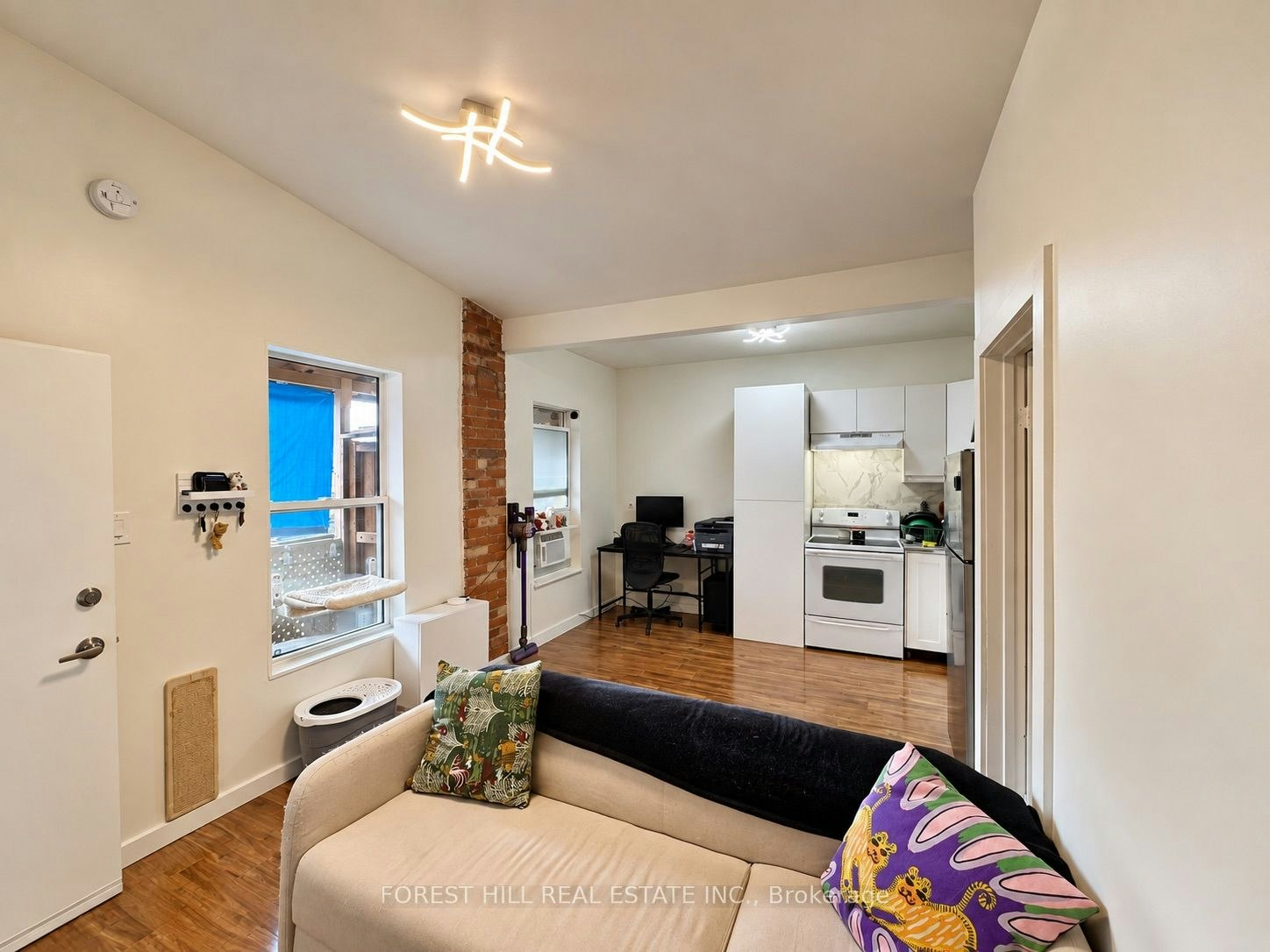 128 Laughton Avenue, Toronto, ON, M6N 2X3 - 6
