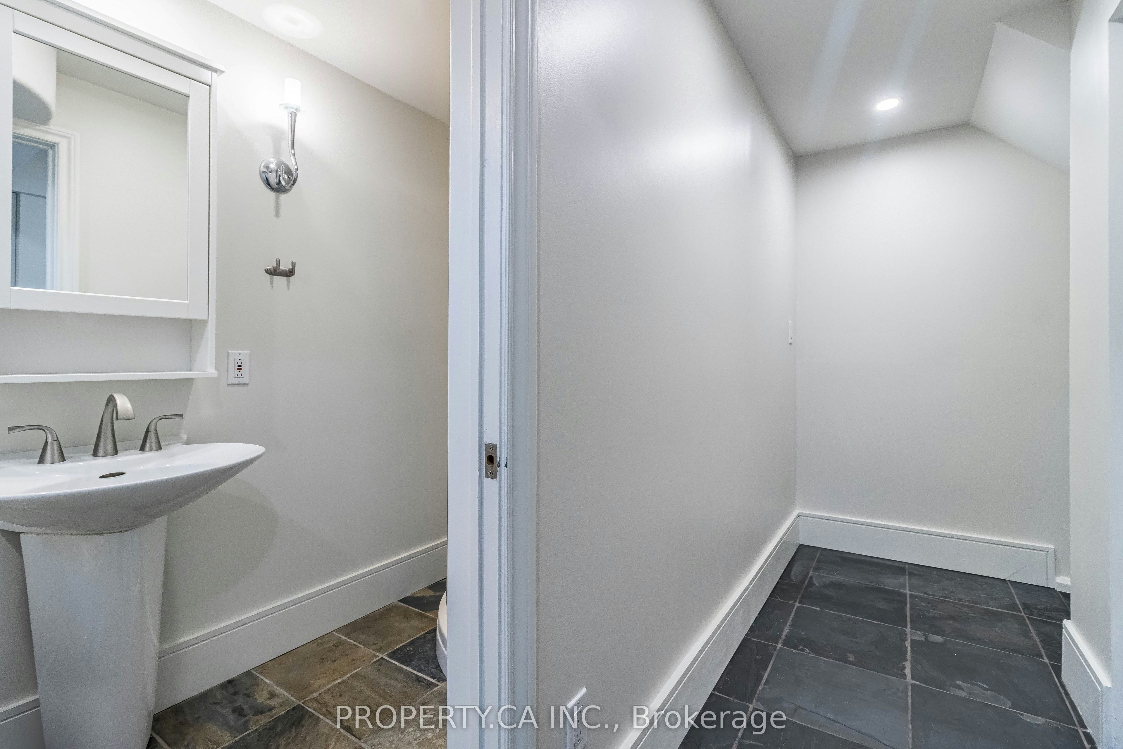 Basement-3470 Enniskillen Circle S, Mississauga, ON, L5C 2N1 - 2