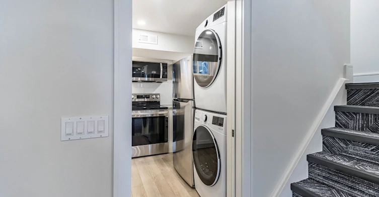 Basement-3470 Enniskillen Circle S, Mississauga, ON, L5C 2N1 - 20