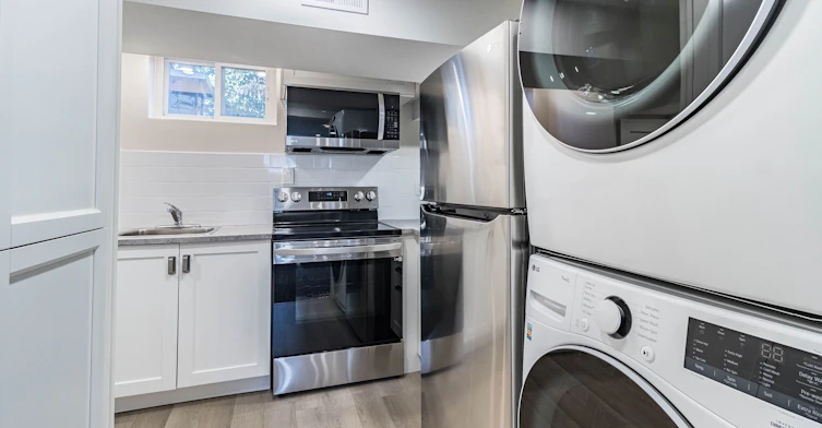 Basement-3470 Enniskillen Circle S, Mississauga, ON, L5C 2N1 - 9
