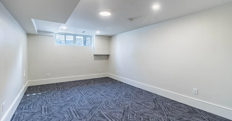 Basement-3470 Enniskillen Circle S, Mississauga, ON, L5C 2N1 - 21