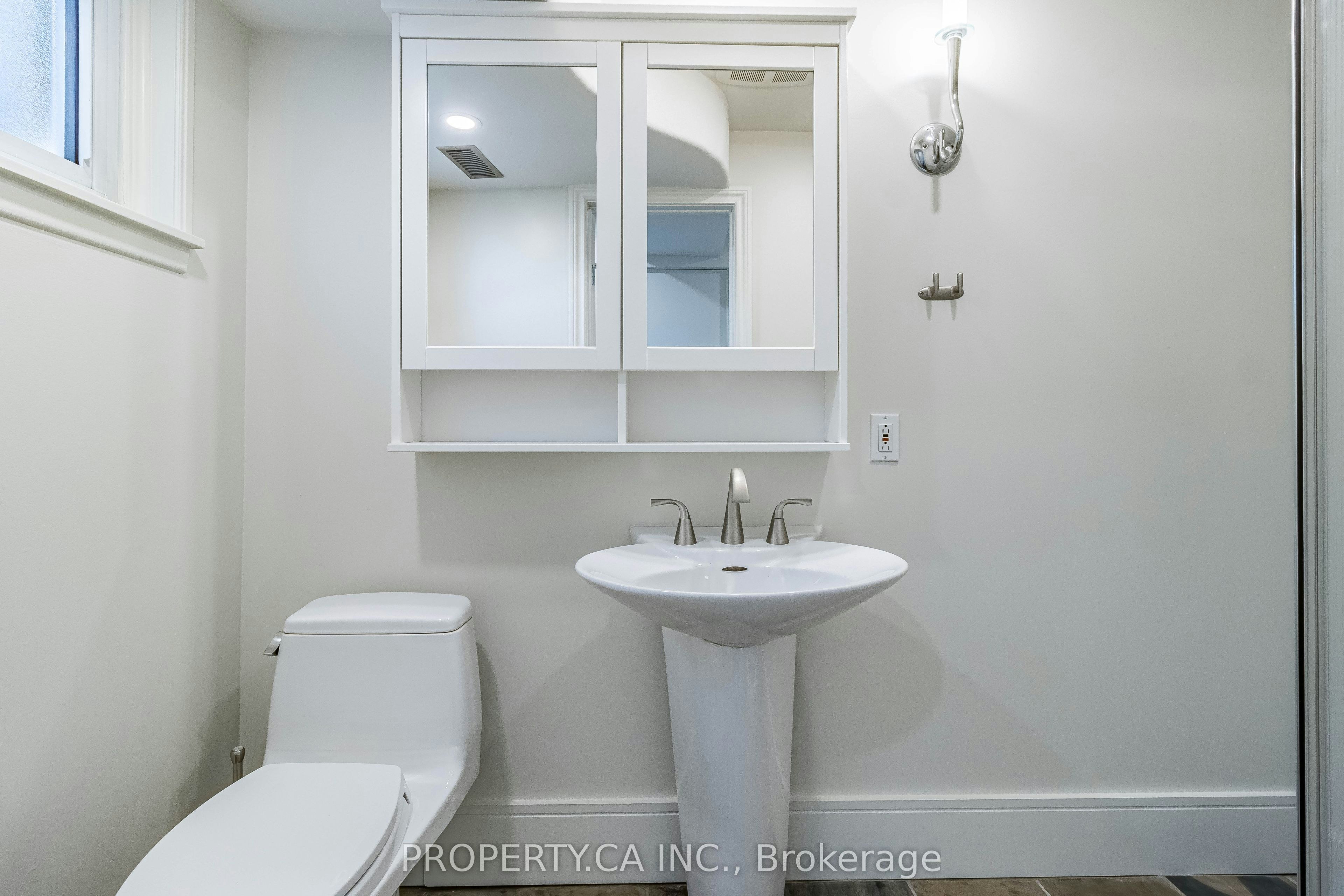 Basement-3470 Enniskillen Circle S, Mississauga, ON, L5C 2N1 - 29