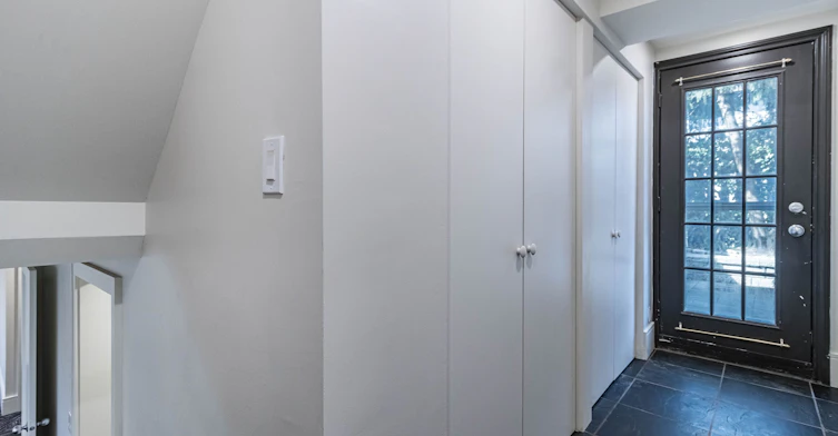 Basement-3470 Enniskillen Circle S, Mississauga, ON, L5C 2N1 - 3
