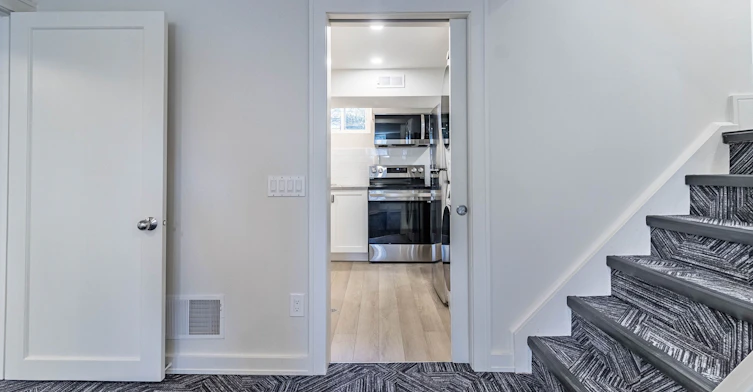 Basement-3470 Enniskillen Circle S, Mississauga, ON, L5C 2N1 - 7