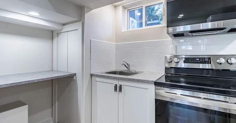 Basement-3470 Enniskillen Circle S, Mississauga, ON, L5C 2N1 - 12