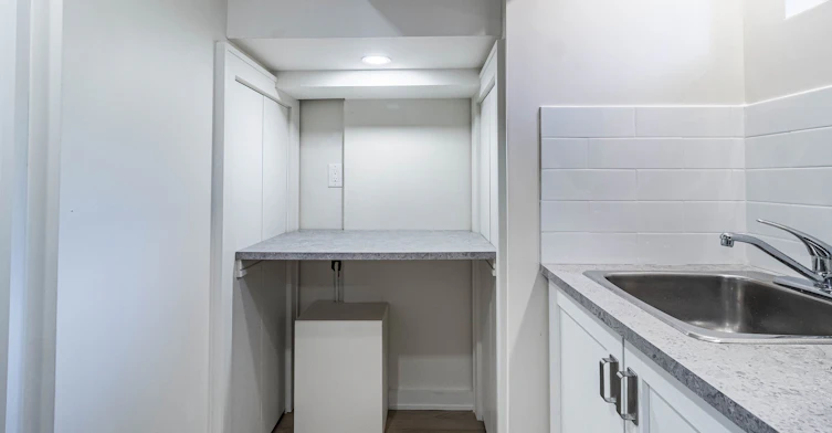 Basement-3470 Enniskillen Circle S, Mississauga, ON, L5C 2N1 - 14