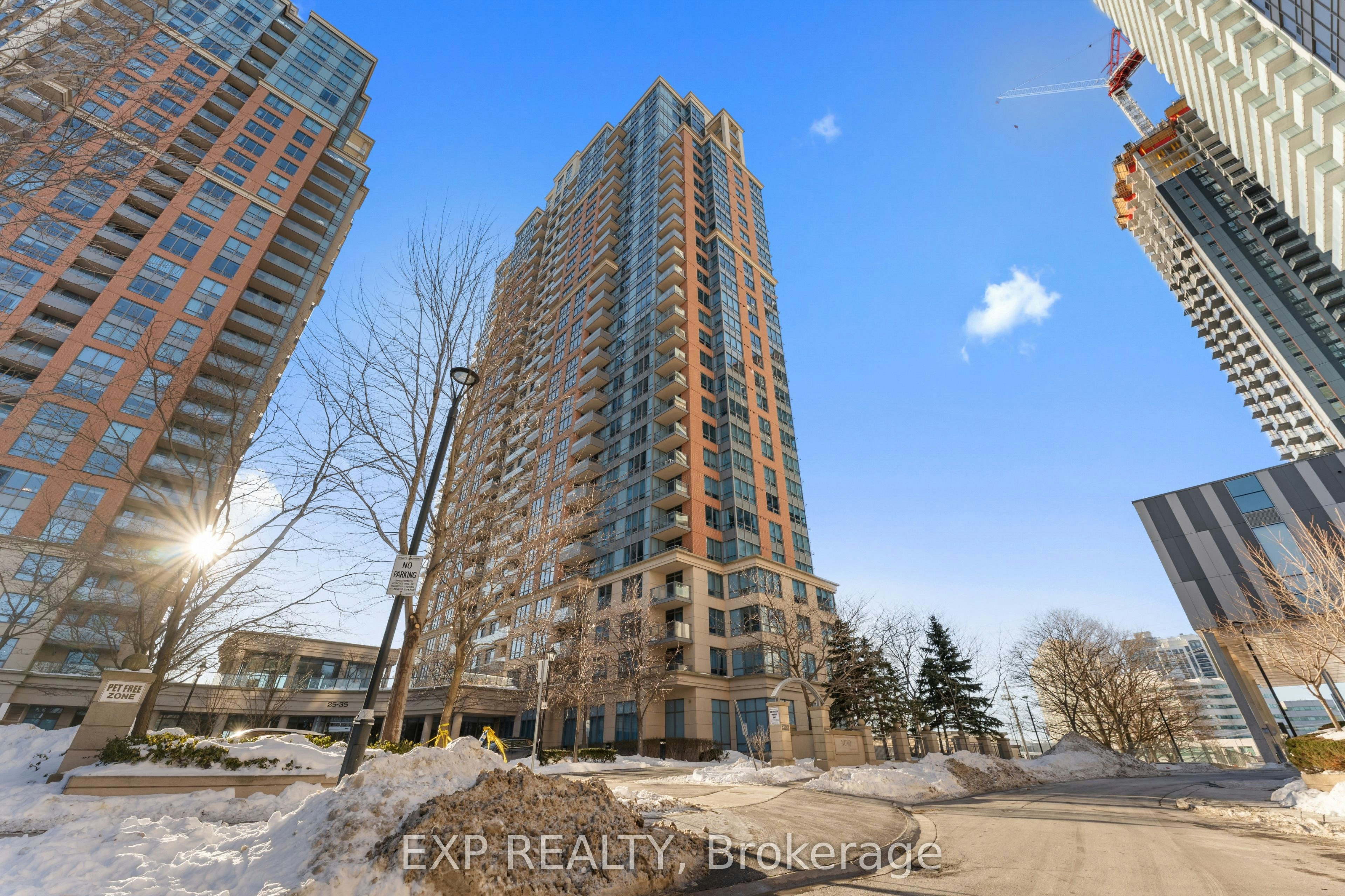 436-35 Viking Lane, Toronto, ON, M9B 0A2