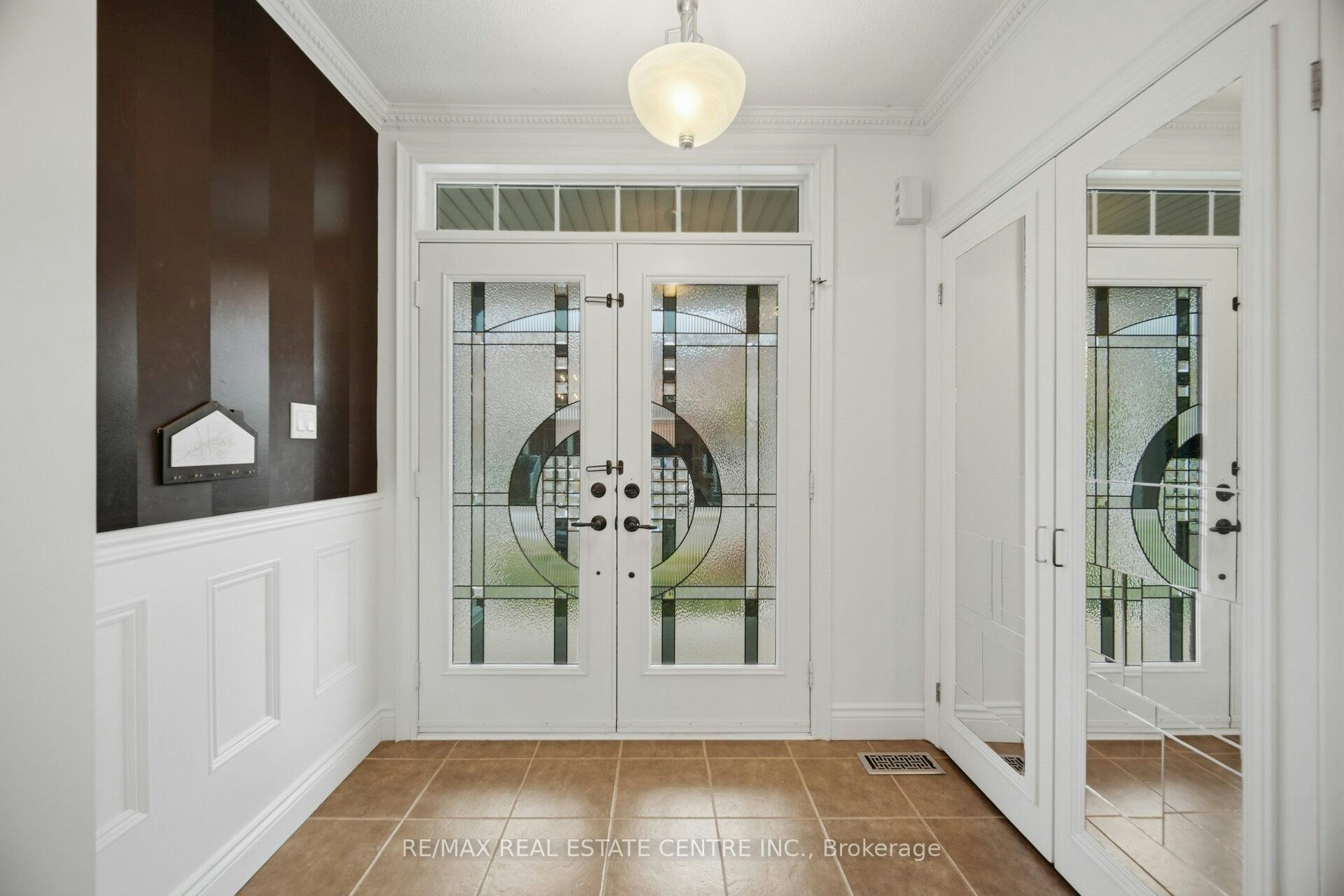 1109 Bonin Crescent, Milton, ON, L9T 0B2 - 4