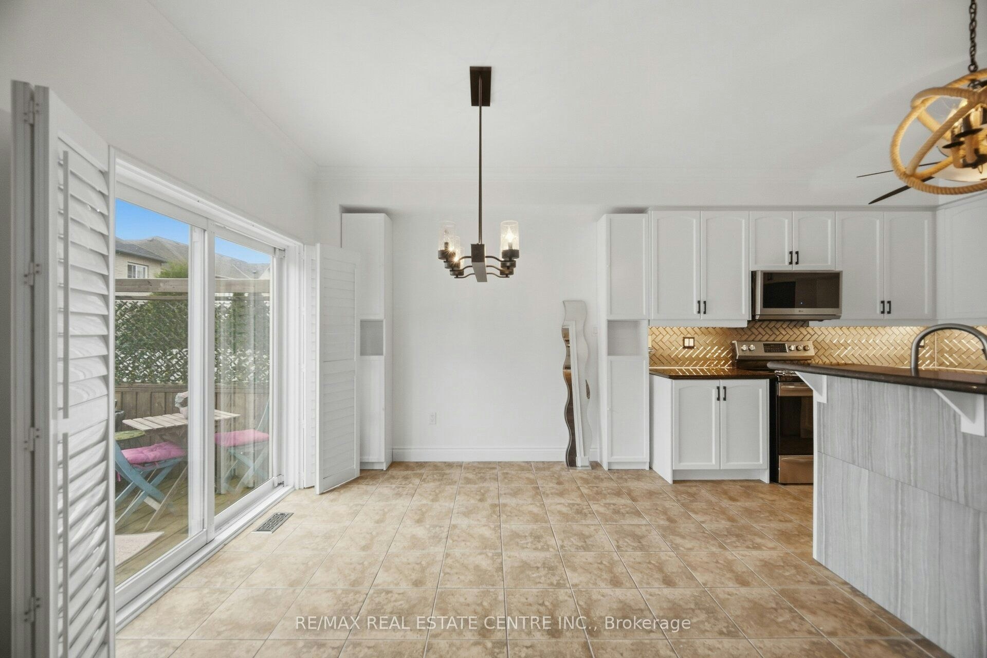 1109 Bonin Crescent, Milton, ON, L9T 0B2 - 12