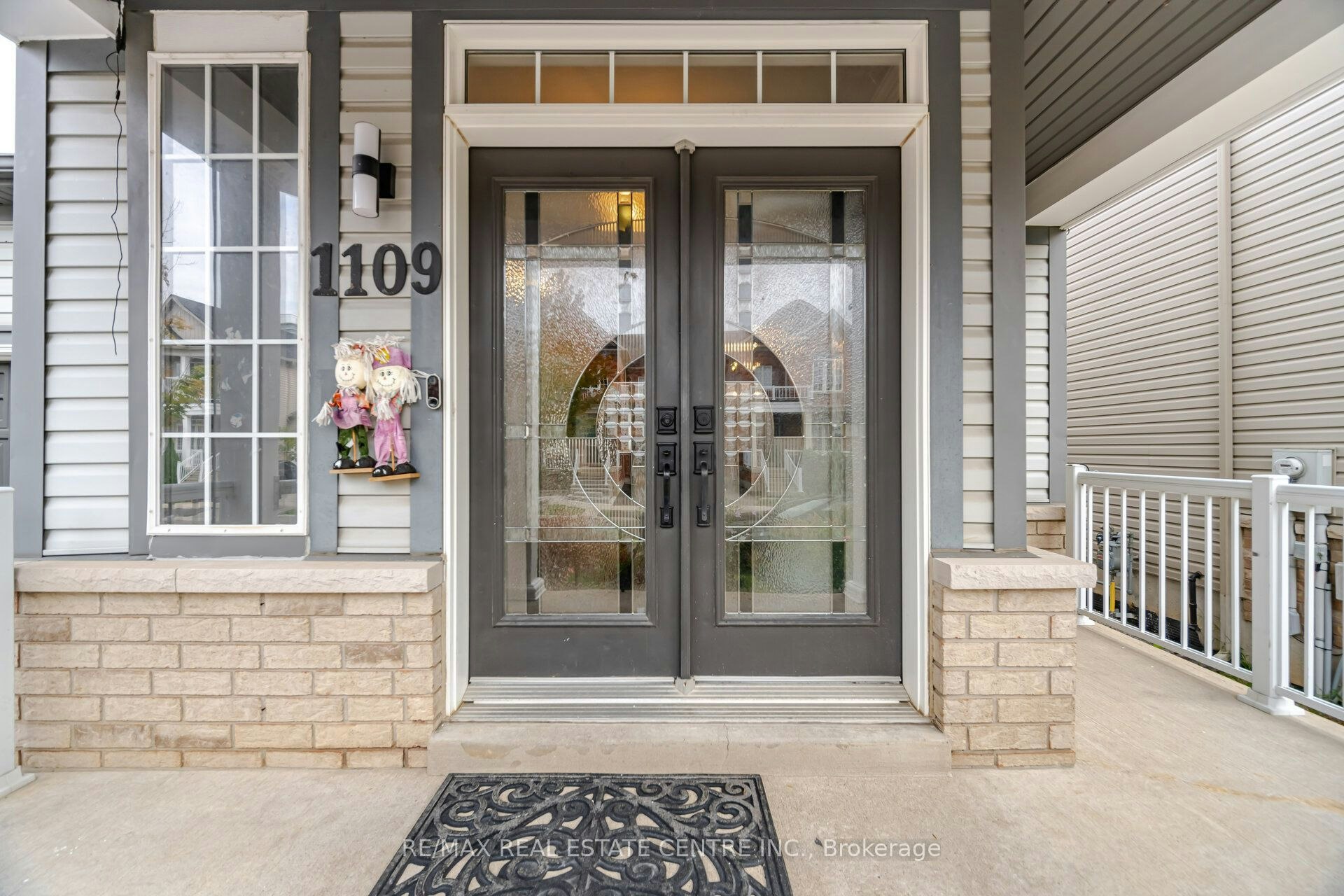 1109 Bonin Crescent, Milton, ON, L9T 0B2 - 3