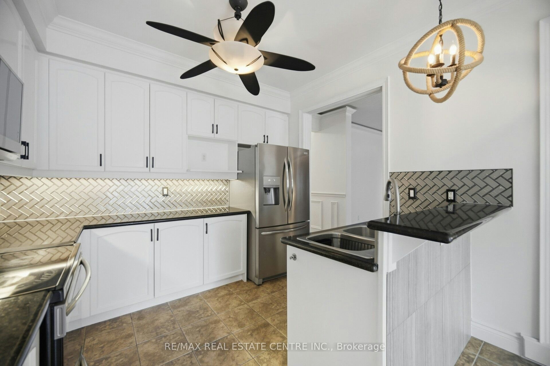 1109 Bonin Crescent, Milton, ON, L9T 0B2 - 16