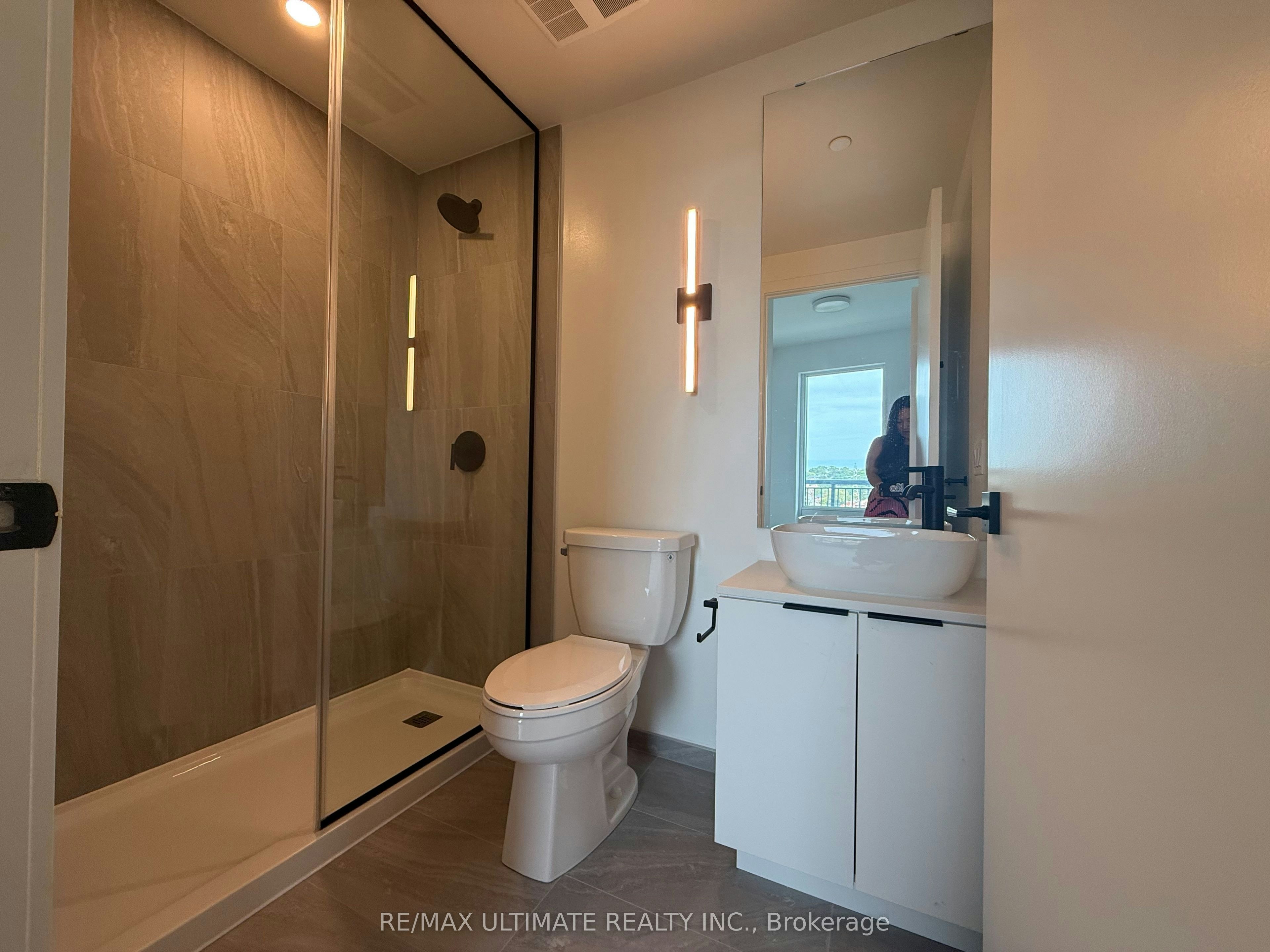 419-1185 Dupont Street, Toronto, ON, M6H 0G5 - 12