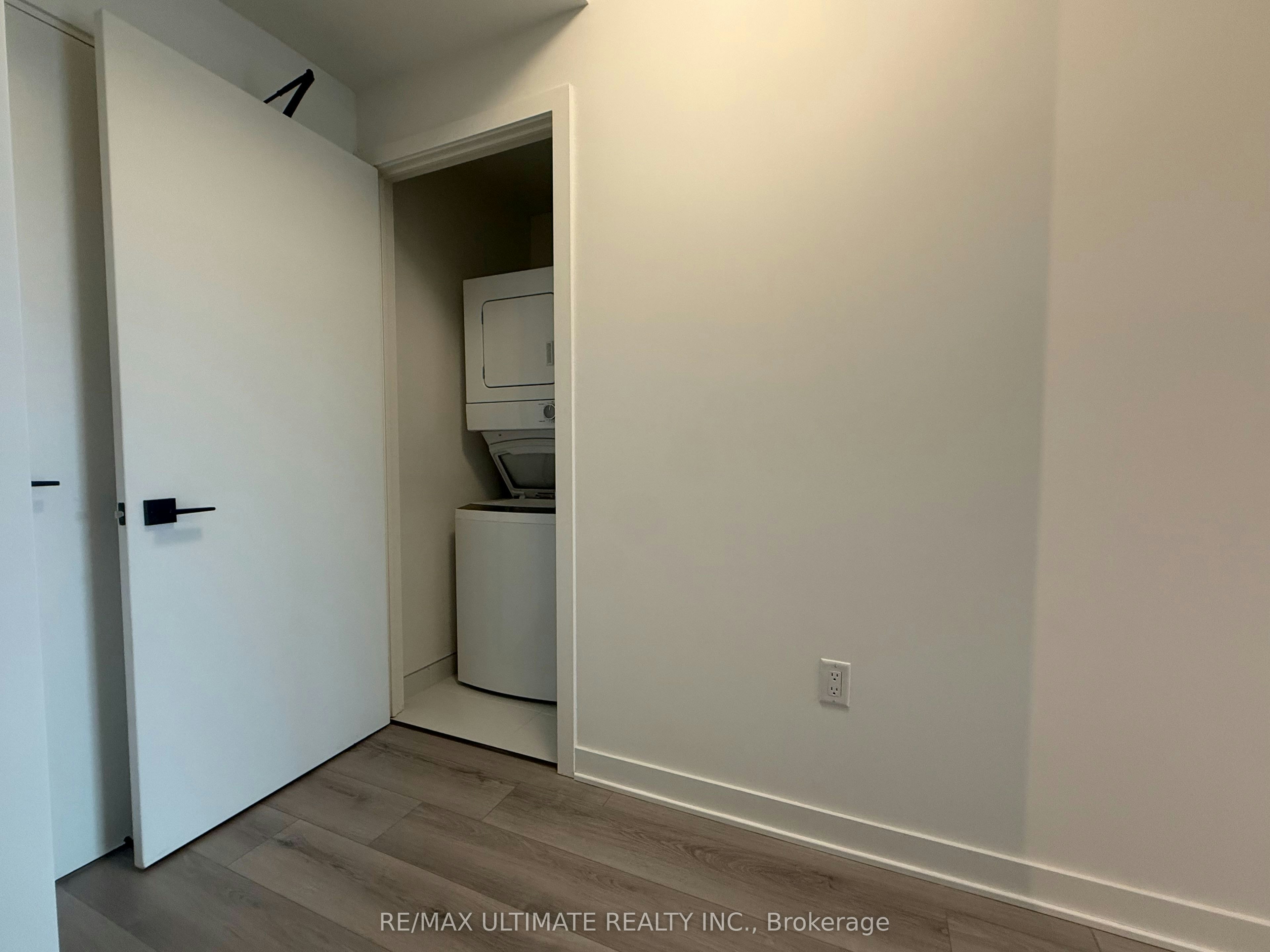 419-1185 Dupont Street, Toronto, ON, M6H 0G5 - 4