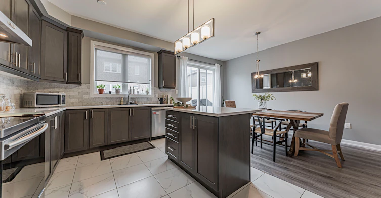 3353 Vardon Way, Oakville, ON, L6M 1R6 - 11