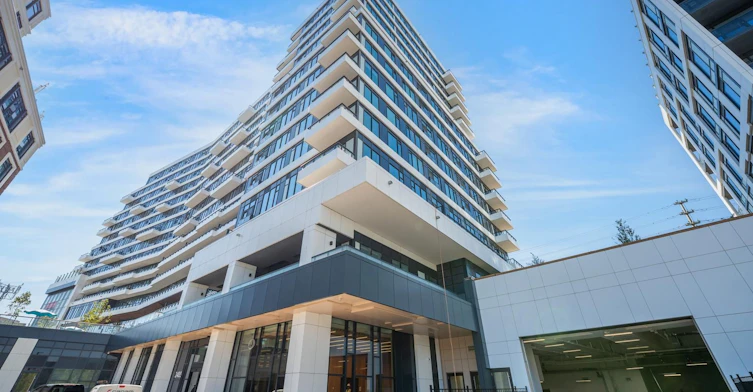 605-2485 Eglinton Avenue W, Mississauga, ON, L5M 2V8
