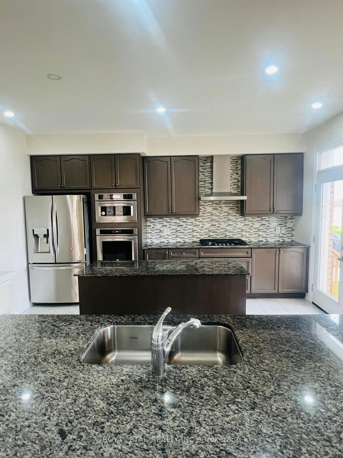 Upper-121 Bonnieglen Farm Boulevard, Caledon, ON, L7C 4B8 - 8