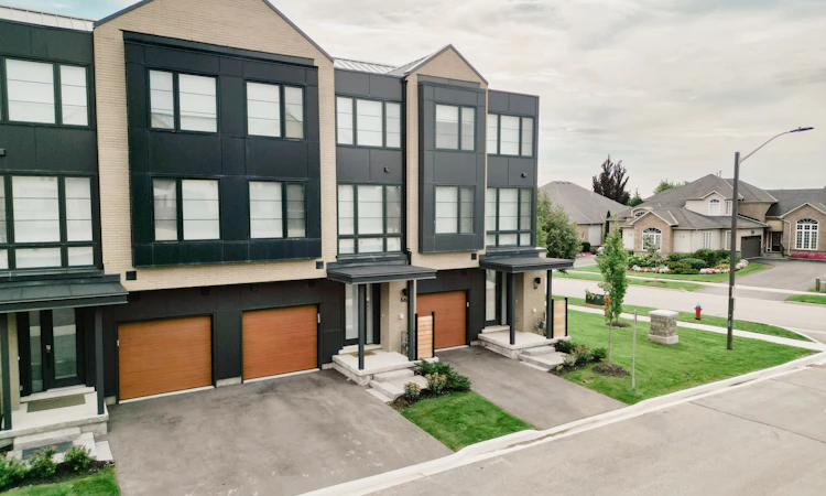 66-2273 Turnberry Drive