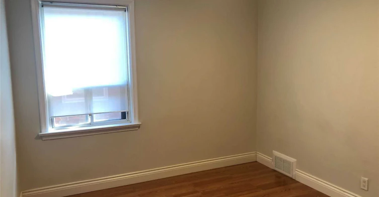 184 Donald Avenue, Toronto, ON, M6M 1K4 - 6