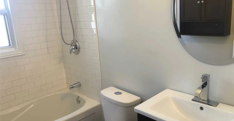 184 Donald Avenue, Toronto, ON, M6M 1K4 - 7
